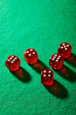 gotante4d mobile app interface showing football betting markets and live-dealer table options